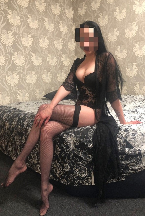 Проститутка Тамара 27 лет, у метро Парк Победы  +7(981)037-36-37