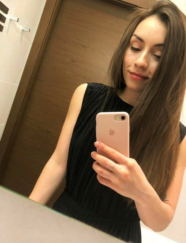 Проститутка Надя 25 лет, у метро Площадь Ленина  +7(981)827-05-47